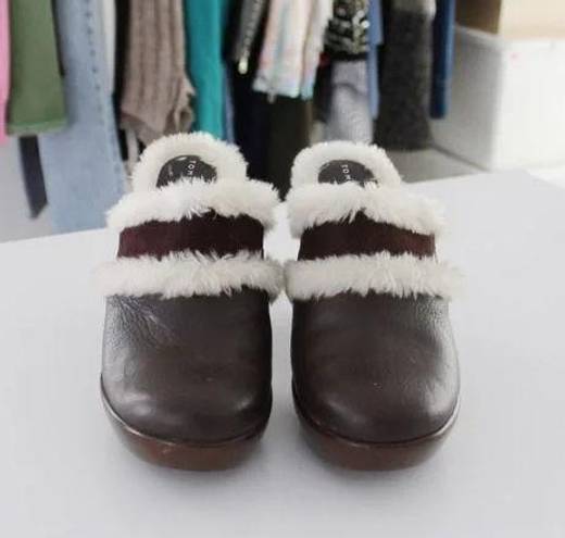 Tommy Hilfiger Merry Vintage Y2K Leather Faux Fur Trim Platform Clogs