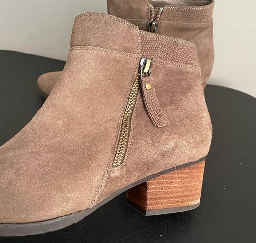 Blondo  Issac Waterproof Suede Bootie Ankle Boots Size 9.5