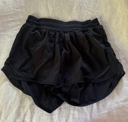 Lululemon Hotty Hot Shorts 4”