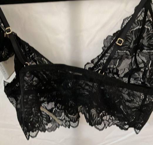 Free People : intimately fp- Everyday Lace Long Line~Black lace bralette- 2- sz M