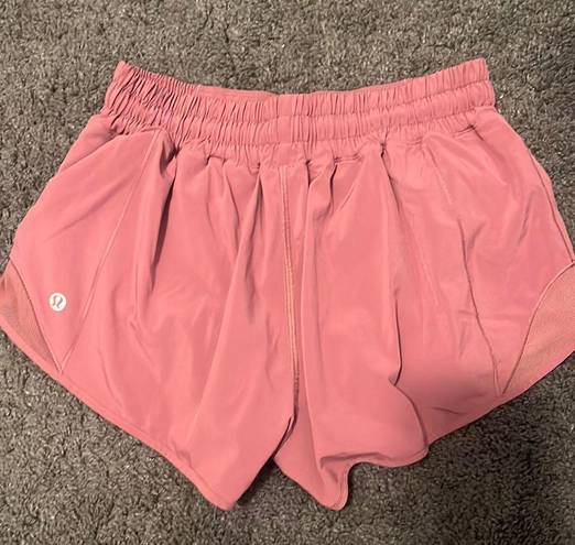 Lululemon Hotty Hot Short 2.5”