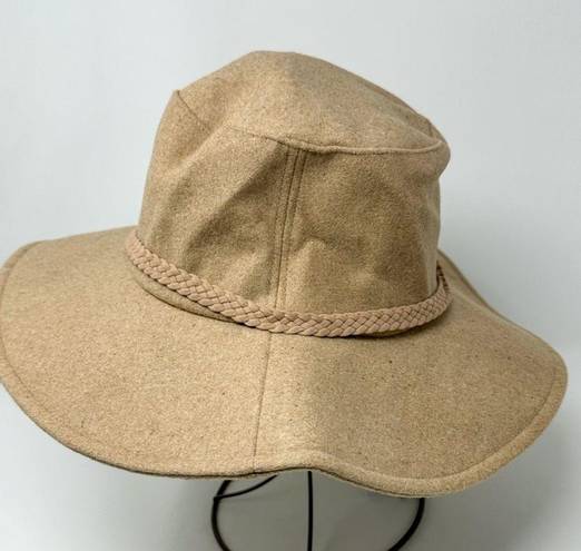 Harper ASN Women’s  Khaki Floppy Safari Hat, NWT, Adjustable Size, MSRP $68