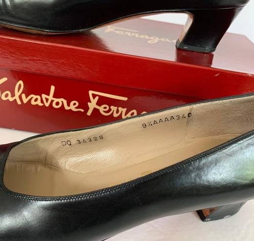 Salvatore Ferragamo Vintage Black Block Kitten Heel  Heels w/ Original Box