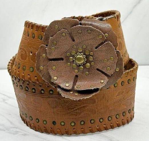Chico's  Vintage Studded Genuine Leather Floral Tooled Belt Size Medium M Womens