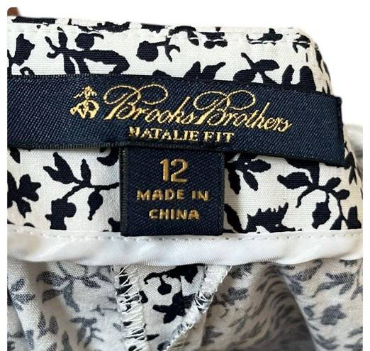 Brooks Brothers  Natalie Fit White Black Ditsy Floral Lightweight Pant Size 12