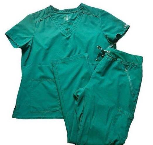 MedCouture ‘Insight’ Scrub Set Hunter Green