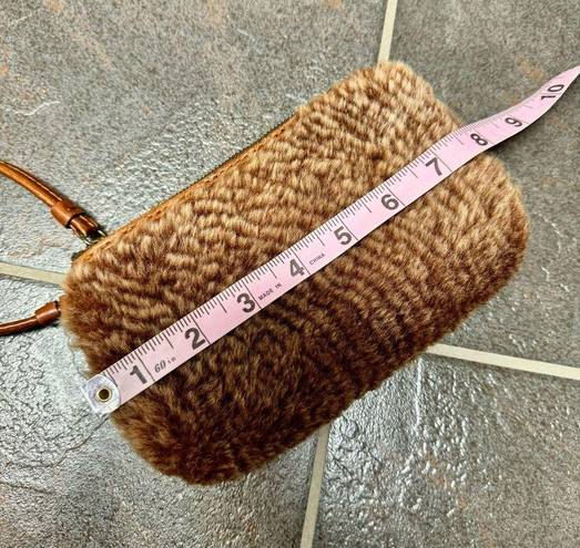 Patricia Nash  Piedmont Sherpa Leather Faux Fur Wristlet Tan Brown