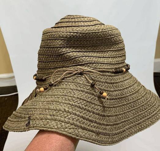 Krass&co August Hat  Women's Vacation Packable Paper Straw Sun Hat One Size