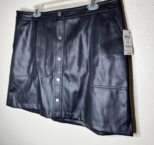 Bar III NWT Bar lll Faux Leather Skirt w Pockets 18W Black Moto Button Zip Mini A-Line