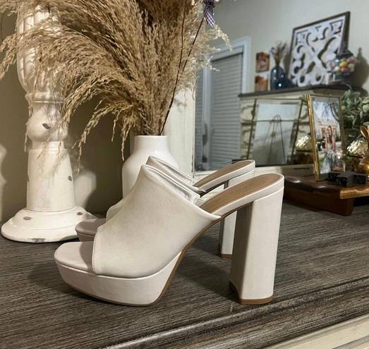 Bamboo White Platform Heels