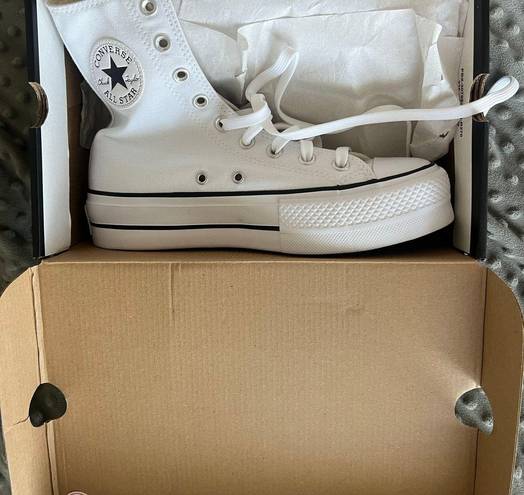 Converse High-tops