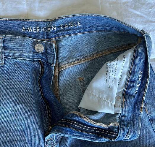 American Eagle mom jeans