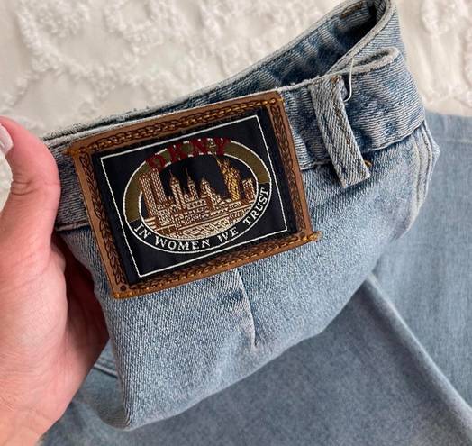 DKNY 80’s Vintage  “In Women We Trust” high rise mom jeans