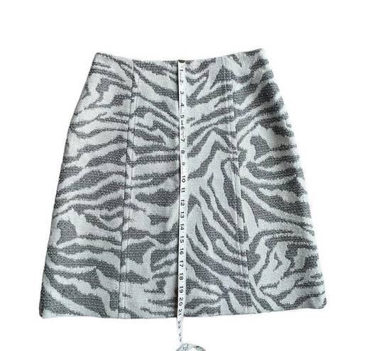 Hugo Boss NWT Boss by  Animal Print Virgin Wool Blend Skirt| Size: 6