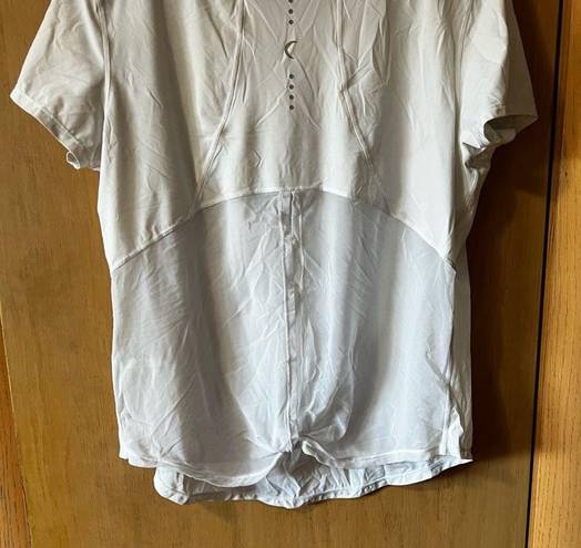 Zyia  White Split Mesh Back Short Sleeve Athletic Shirt Size XL