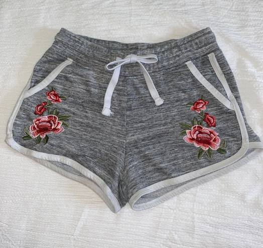 PacSun Grey Floral Athletic Lounge Comfy Athleisure Shorts Embroidered 