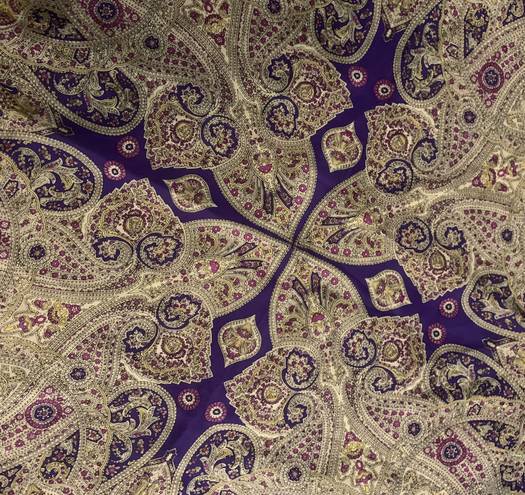 Oscar de la Renta Head Neck Scarf Purple Paisley Design