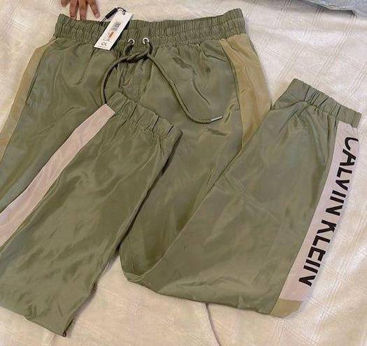 Calvin Klein performance Logo Colorblock joggers Green