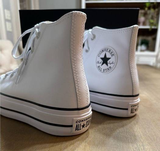 Converse  Chuck Taylor All Star Lift Platform Leather High Top White Size 8