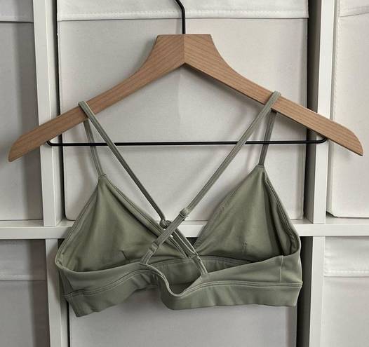 Alo Yoga  Splendor Bra in Limestone