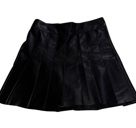 Abercrombie & Fitch  Women’s Pleated Black Mini Skirt Size Small