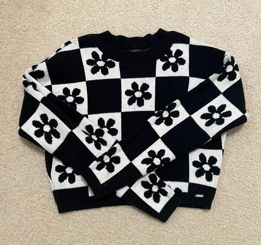 Hollister Checker Cropped Sweater