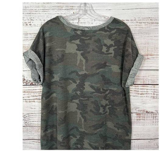 Caution to the Wind  Womens Crew Neck Short Sleeve Camo Dress Green Size Medium