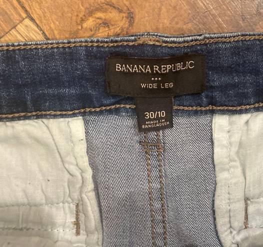 Banana Republic Wide Flare Leg Blue Denim Jeans Size 30