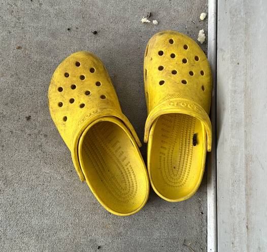 Crocs Yellow