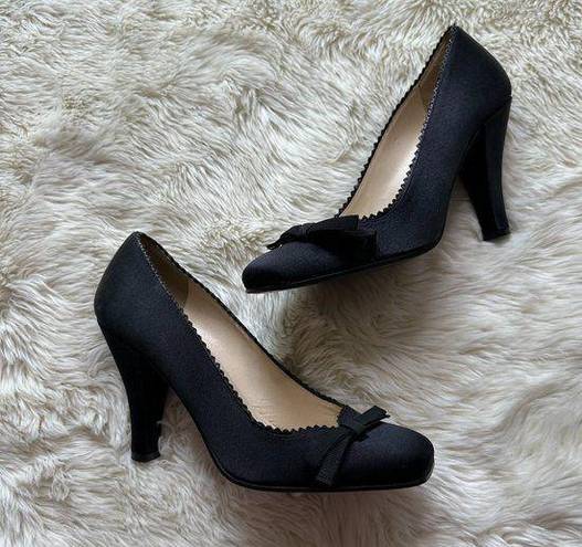 DKNY  Black Satin Square Toe Heels Women's 6.5