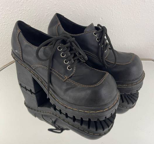 Soda Vintage Y2K Black Faux Leather Chunky Platform Lace Up Heeled Oxford Shoes