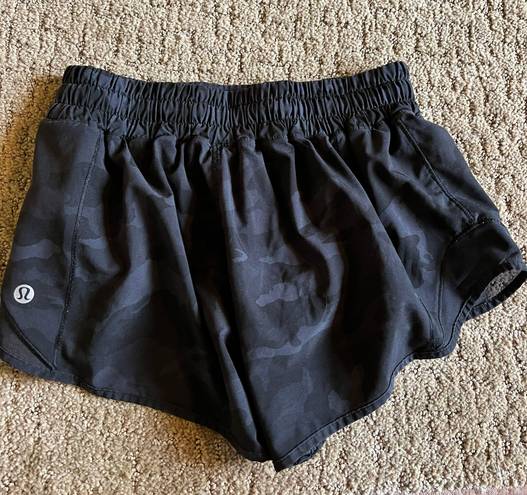 Lululemon Hotty Hots Size 2 2.5