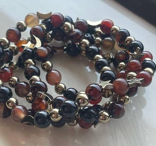 Onyx Sardonyx  carnelian ONE NEW stretch beaded bracelet natural stone crystal st