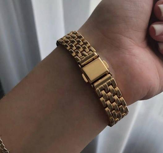Women’s Gold Vintage Stylish Watch