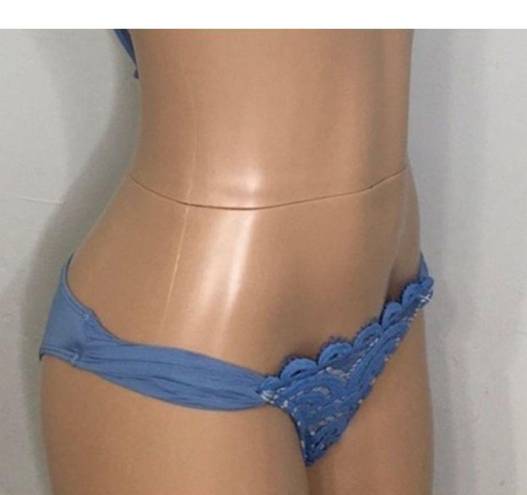 PilyQ New.  blue lace bikini bottoms. Size medium
Retails $76