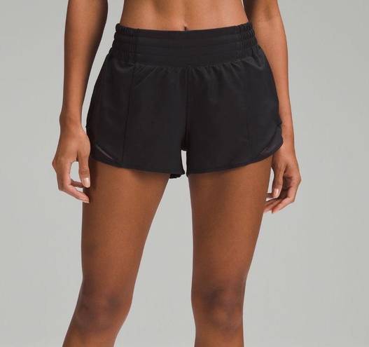 Lululemon Black Hotty Hot 2.5” Shorts