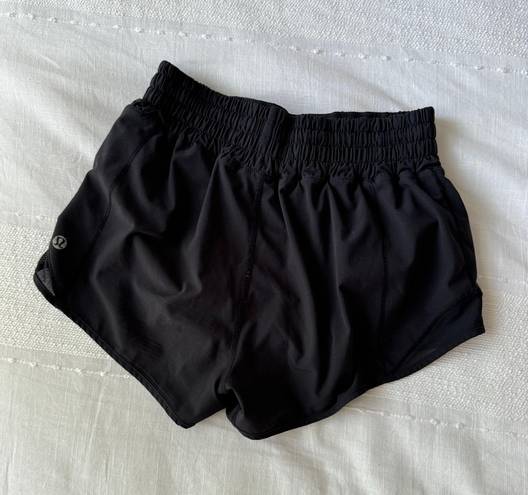 Lululemon Hotty Hot Short High-Rise 2.5”