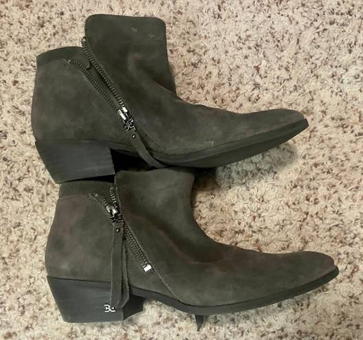 Sam Edelman Fashion Bootie, GrayLeather, Size 9.5. PreOwned. 