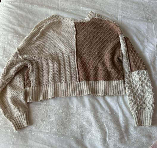 American Eagle Outfitters Sweater