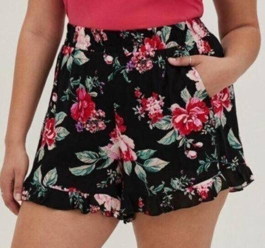 Torrid NEW NWT  4 Plus Size 5 Inch Gauze High Rise Short Black Red Floral Pull On