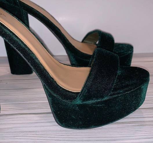 Bamboo  Women's Chunky Heel Platform Sandal with Ankle Strap, Green Sz 7.5 women