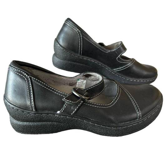 L.L.Bean  Womens Mary Jane Comfort Shoes 6W Black Leather Classic Buckle Strap