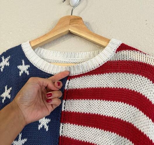 Grayson Threads  Pull Over Cable Knit American Flag Novelty Sweater Graphic S