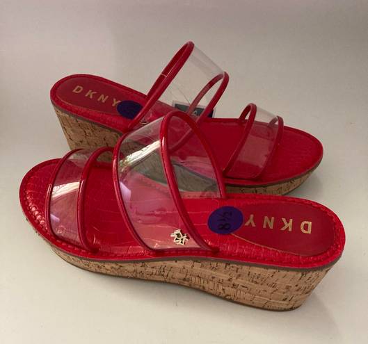 DKNY Wedge Sandal Size 8.5