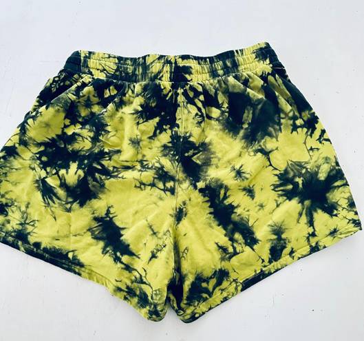 Torrid Shorts |  Tye Dye Shorts |  Colour: Black/Yellow |  Size 1