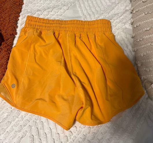 Lululemon Hotty Hot Shorts 4”