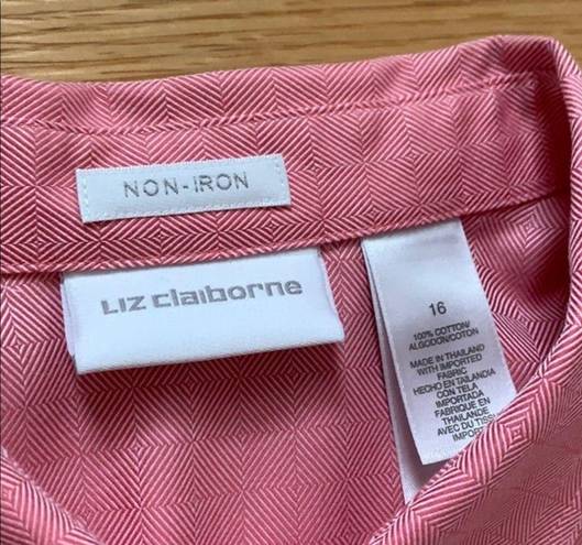 Liz Claiborne NWOT  non iron button down shirt