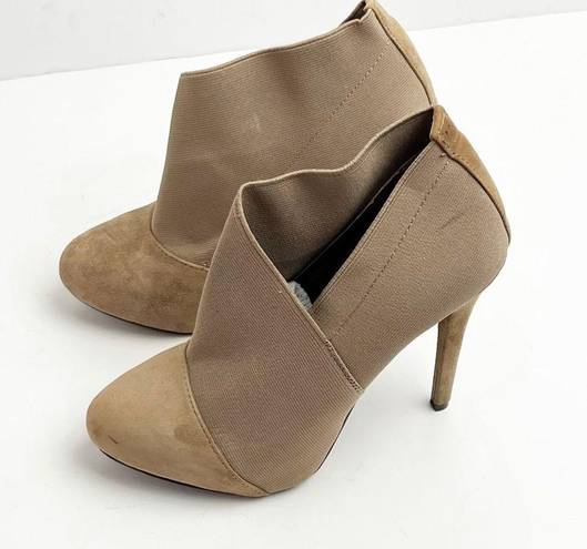 Jessica Simpson  Neesha Tan Leather Upper Almond Toe Heeled Ankle Booties, Size 6