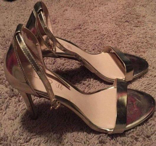 Boohoo Gold Heels