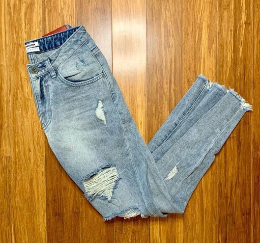 One Teaspoon NWOT One X  Super Distressed Jean